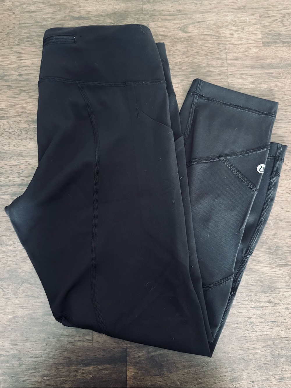 Lululemon Black Active Cropped Leggings 6